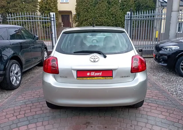 TOYOTA Auris 1.4 D-4D Luna