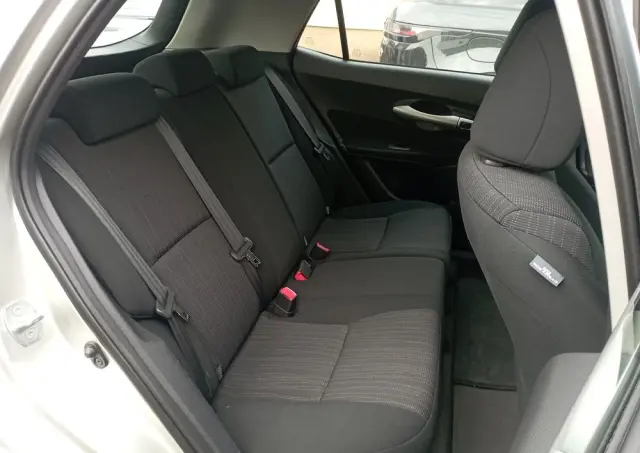 TOYOTA Auris 1.4 D-4D Luna
