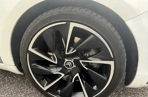 CITROEN DS5 