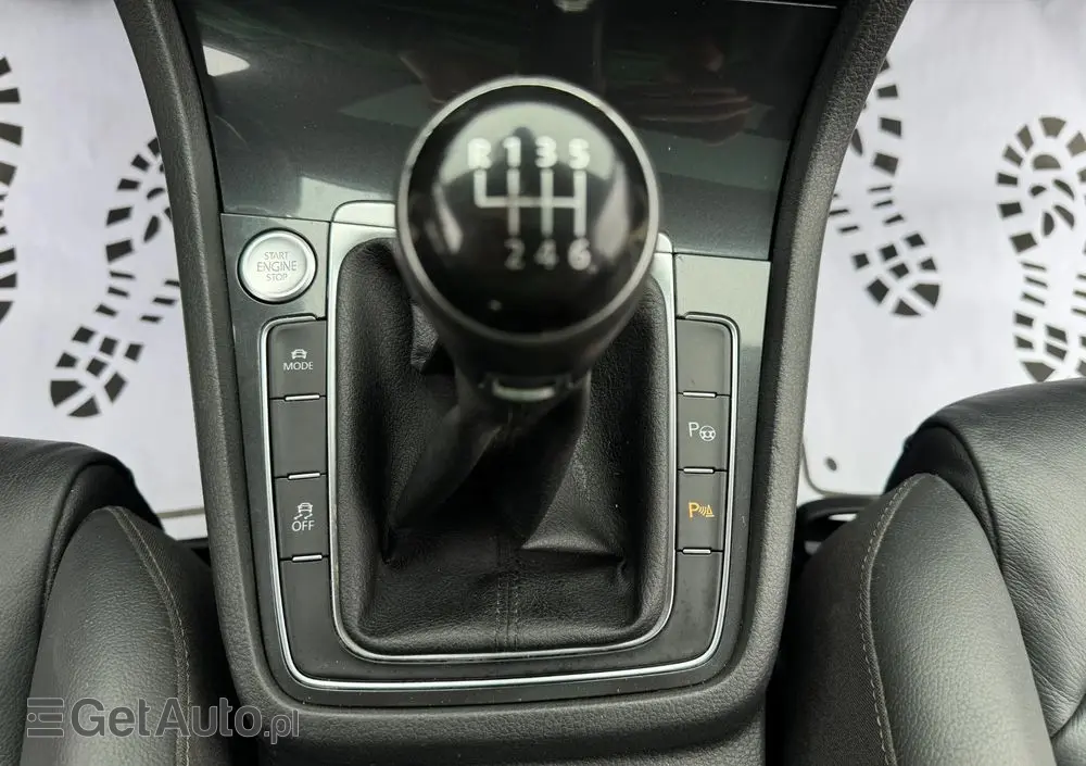 VOLKSWAGEN Golf Alltrack 