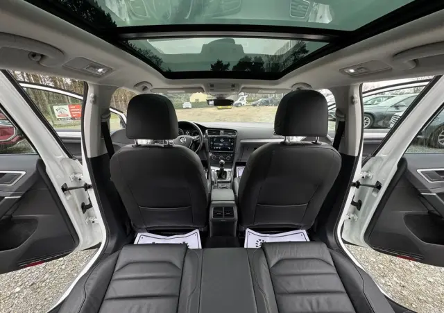 VOLKSWAGEN Golf Alltrack 