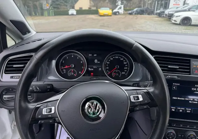 VOLKSWAGEN Golf Alltrack 