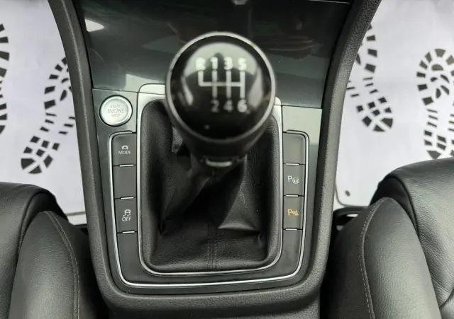 VOLKSWAGEN Golf Alltrack 