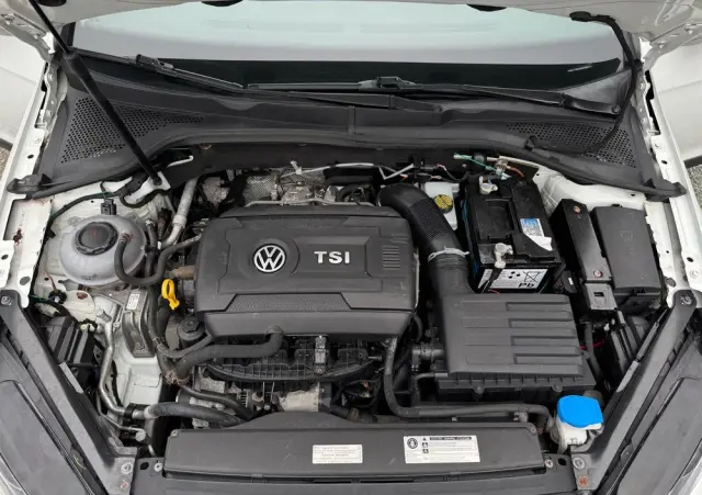 VOLKSWAGEN Golf Alltrack 