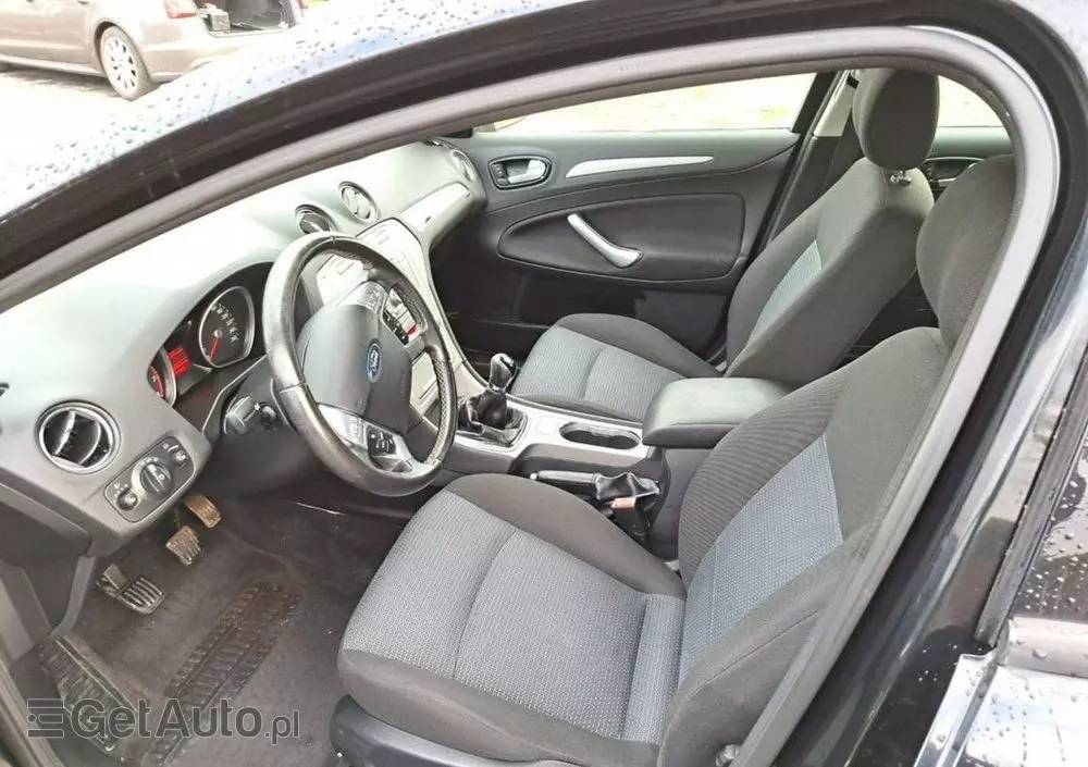 FORD Mondeo 2.0 Ambiente