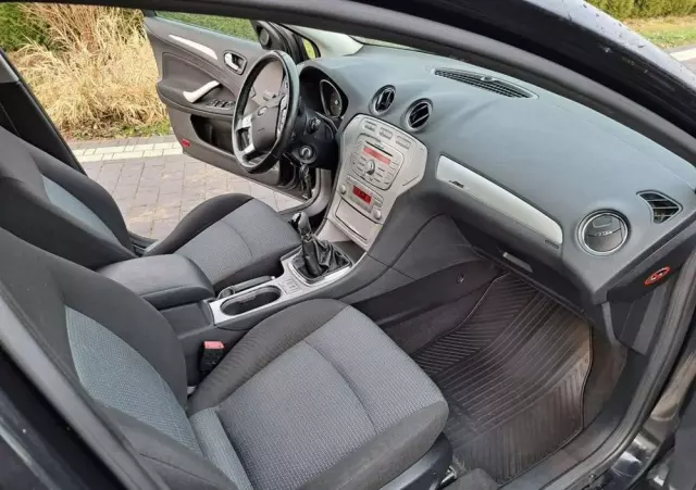 FORD Mondeo 2.0 Ambiente