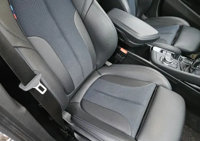 BMW X1 SDrive18d Business Edition sport