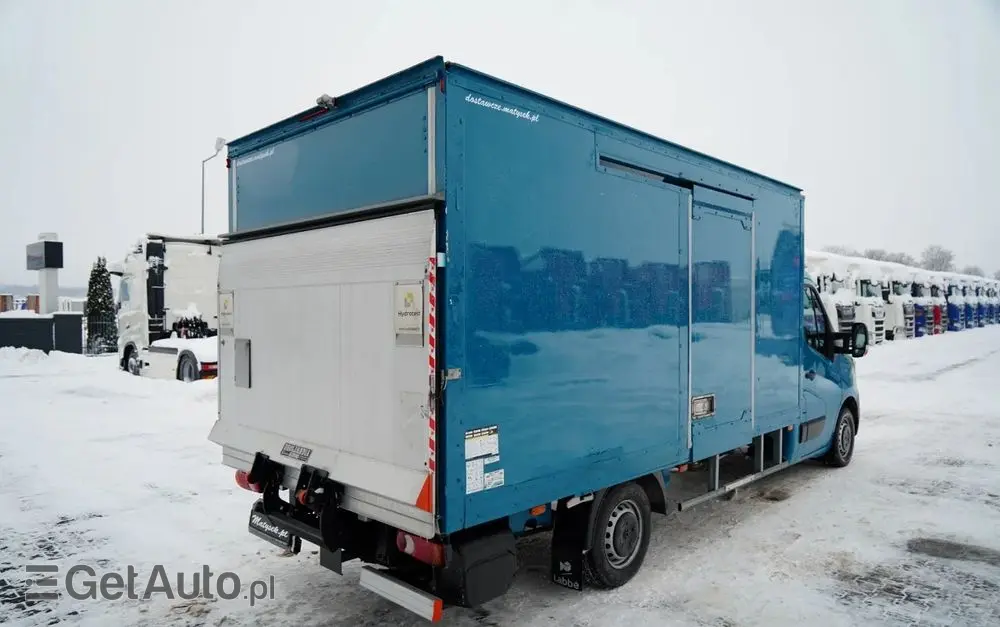RENAULT MASTER / KONTENER / WINDA / DMC: 3500 KG / 2022 / SPROWADZONY 