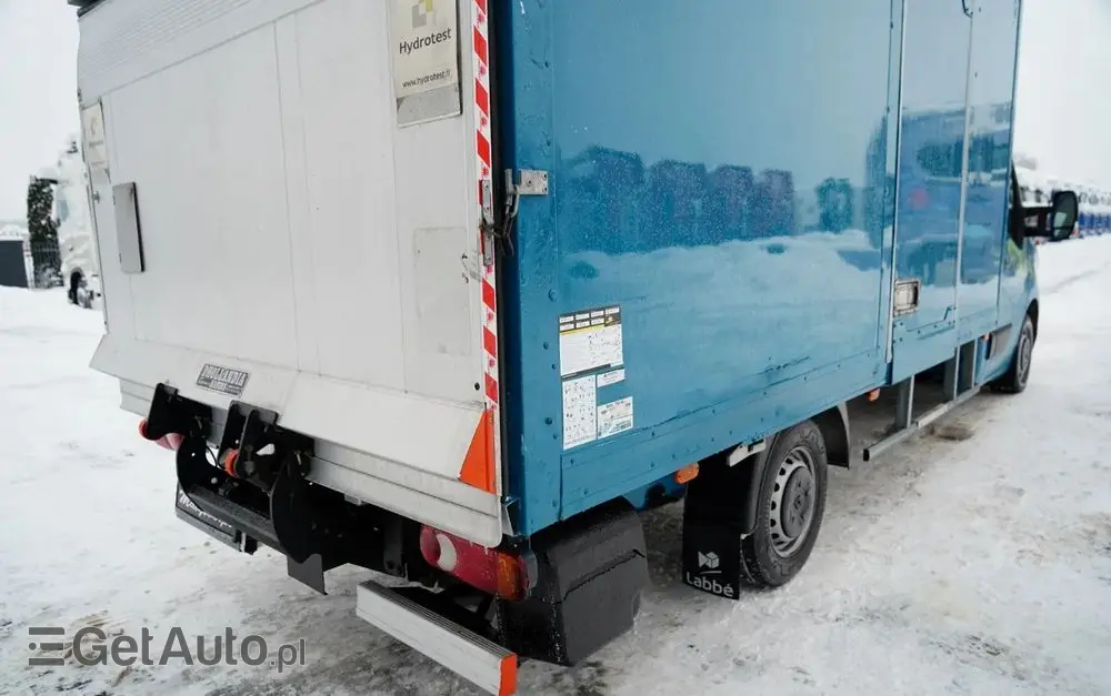 RENAULT MASTER / KONTENER / WINDA / DMC: 3500 KG / 2022 / SPROWADZONY 