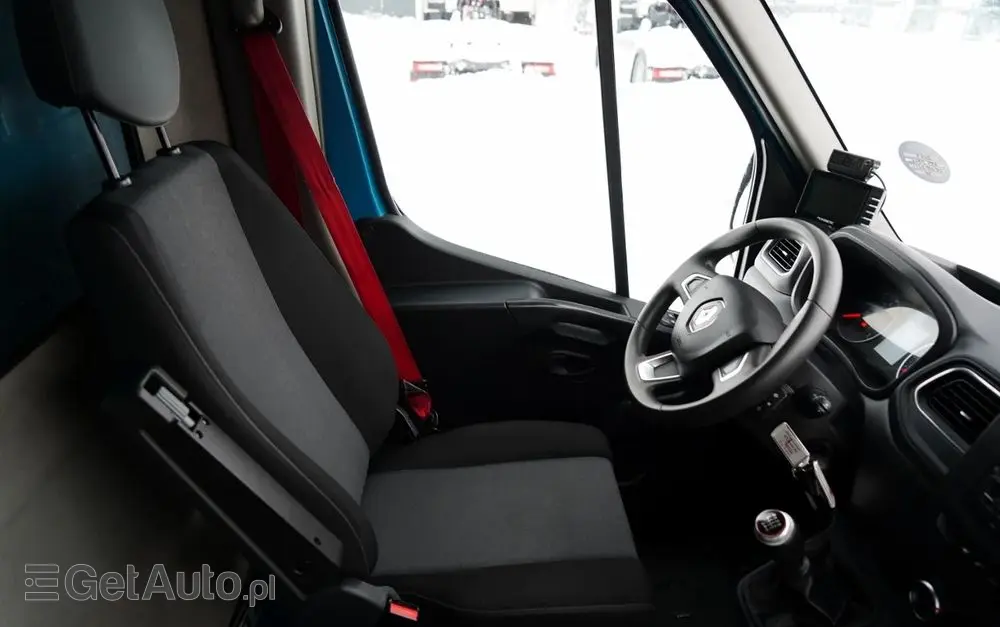 RENAULT MASTER / KONTENER / WINDA / DMC: 3500 KG / 2022 / SPROWADZONY 
