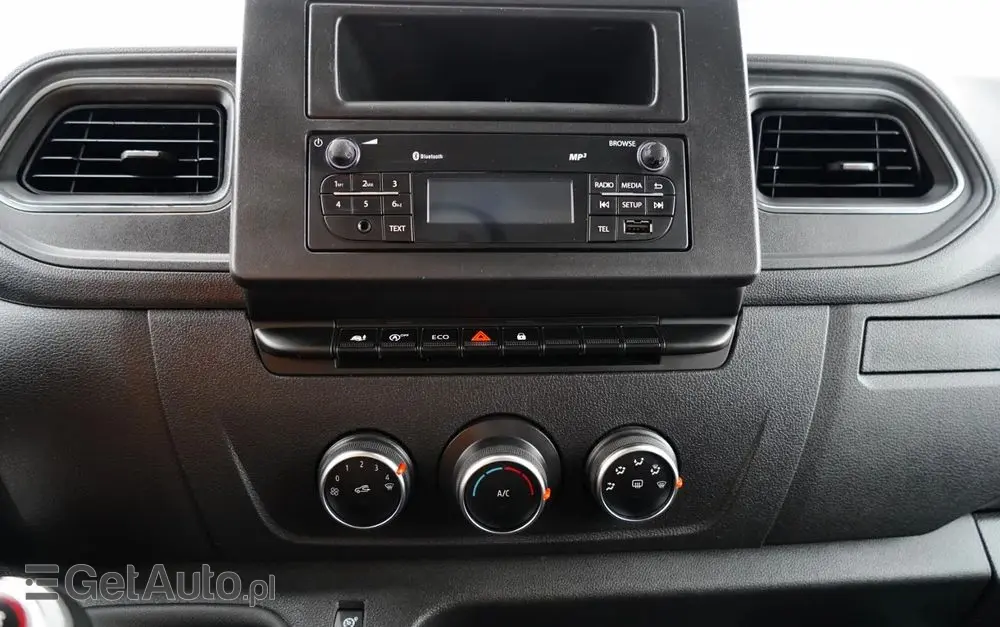 RENAULT MASTER / KONTENER / WINDA / DMC: 3500 KG / 2022 / SPROWADZONY 