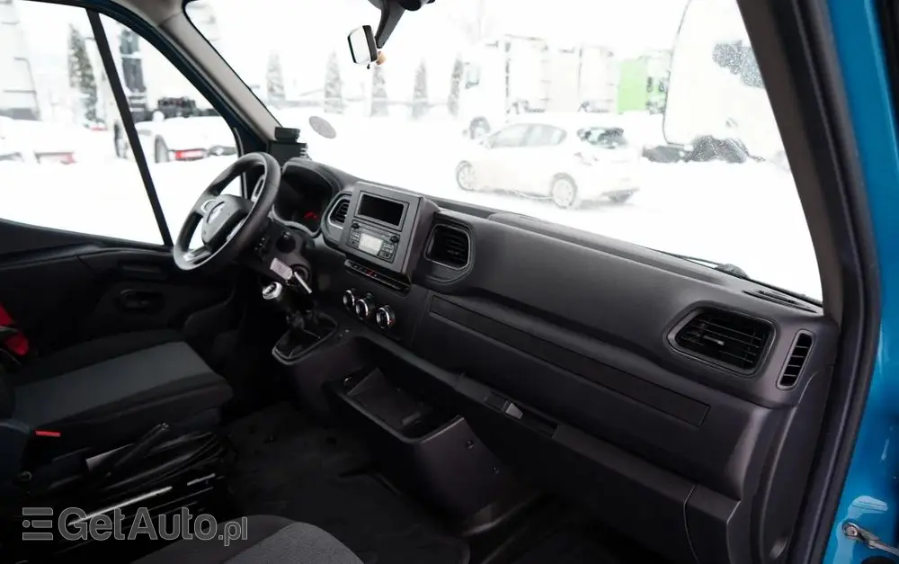 RENAULT MASTER / KONTENER / WINDA / DMC: 3500 KG / 2022 / SPROWADZONY 