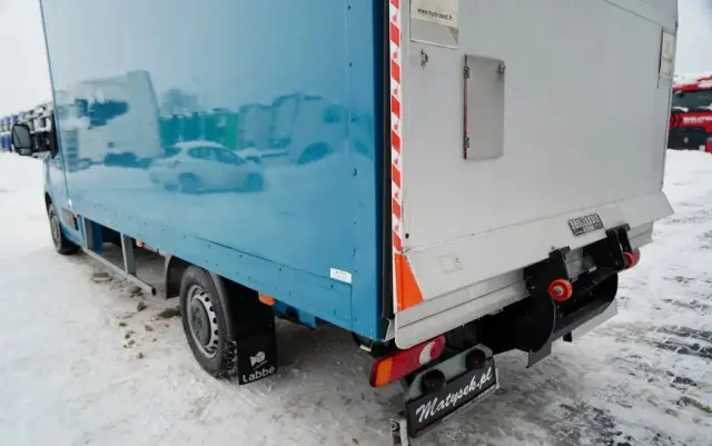 RENAULT MASTER / KONTENER / WINDA / DMC: 3500 KG / 2022 / SPROWADZONY 