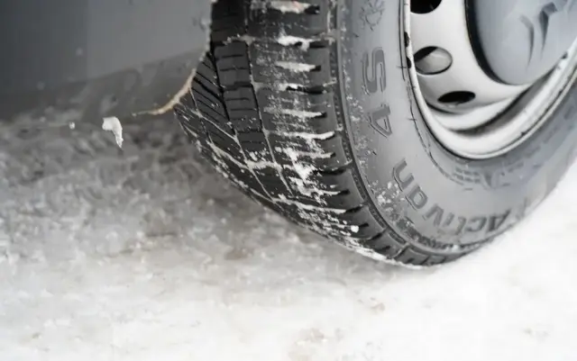 RENAULT MASTER / KONTENER / WINDA / DMC: 3500 KG / 2022 / SPROWADZONY 