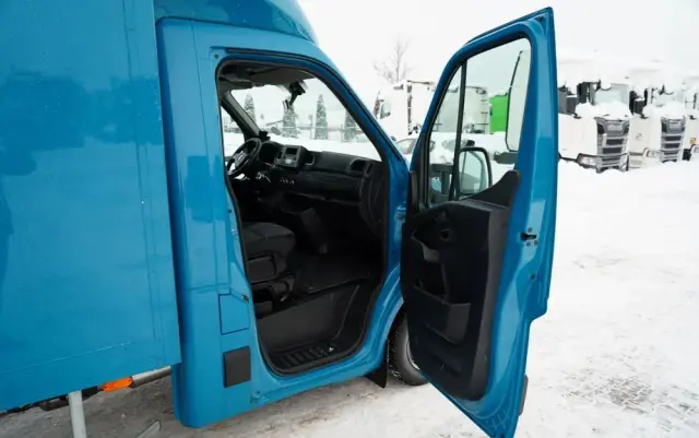 RENAULT MASTER / KONTENER / WINDA / DMC: 3500 KG / 2022 / SPROWADZONY 