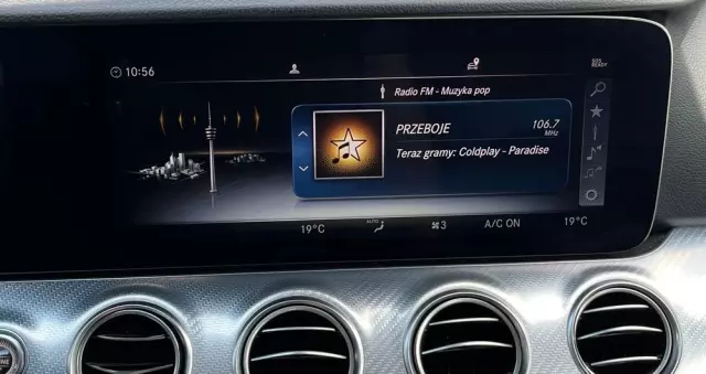 MERCEDES-BENZ Klasa E 220 d 4-Matic 9G-TRONIC