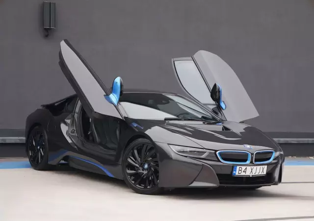 BMW I8 Coupe