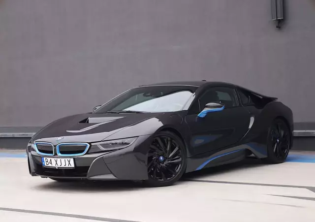 BMW I8 Coupe
