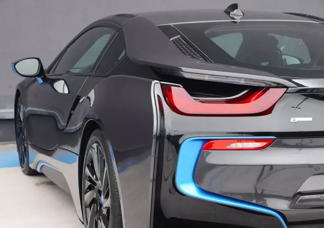 BMW I8 Coupe
