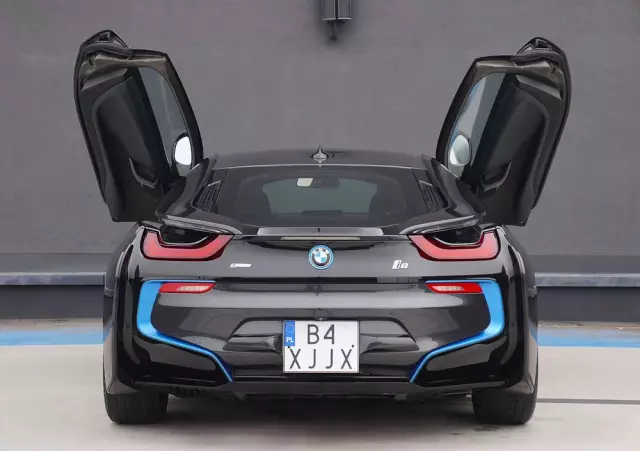 BMW I8 Coupe