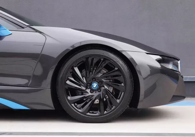 BMW I8 Coupe