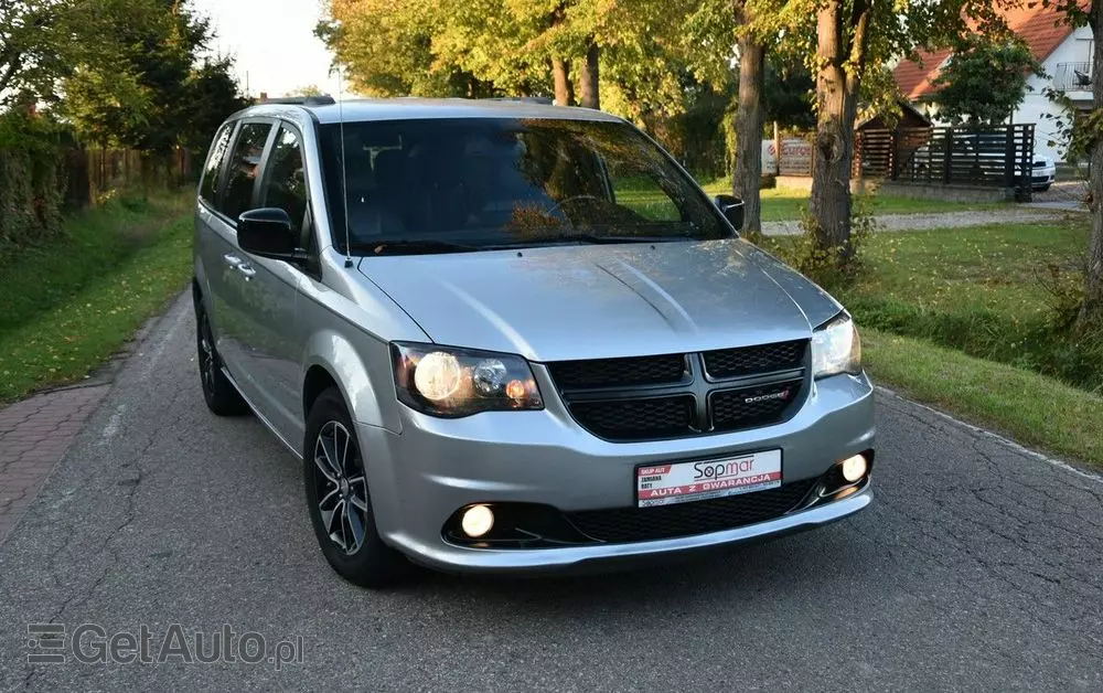 DODGE Grand Caravan 