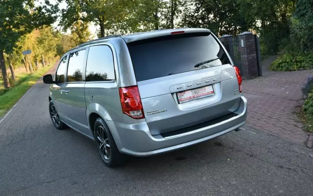 DODGE Grand Caravan 