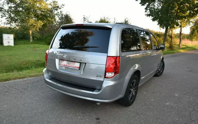 DODGE Grand Caravan 