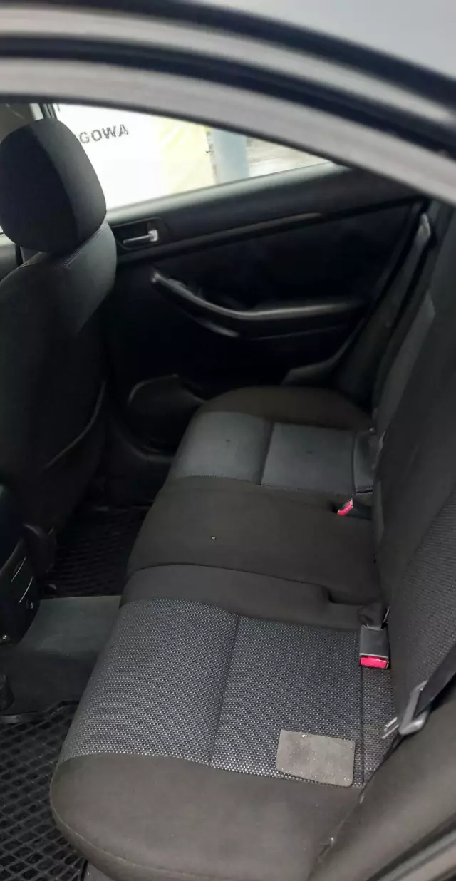 TOYOTA Avensis 2.0 D-4D (116 KM)