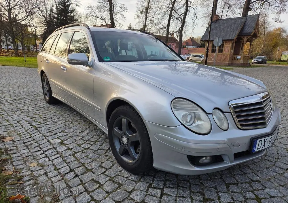 MERCEDES-BENZ Klasa E 220 T CDI Classic