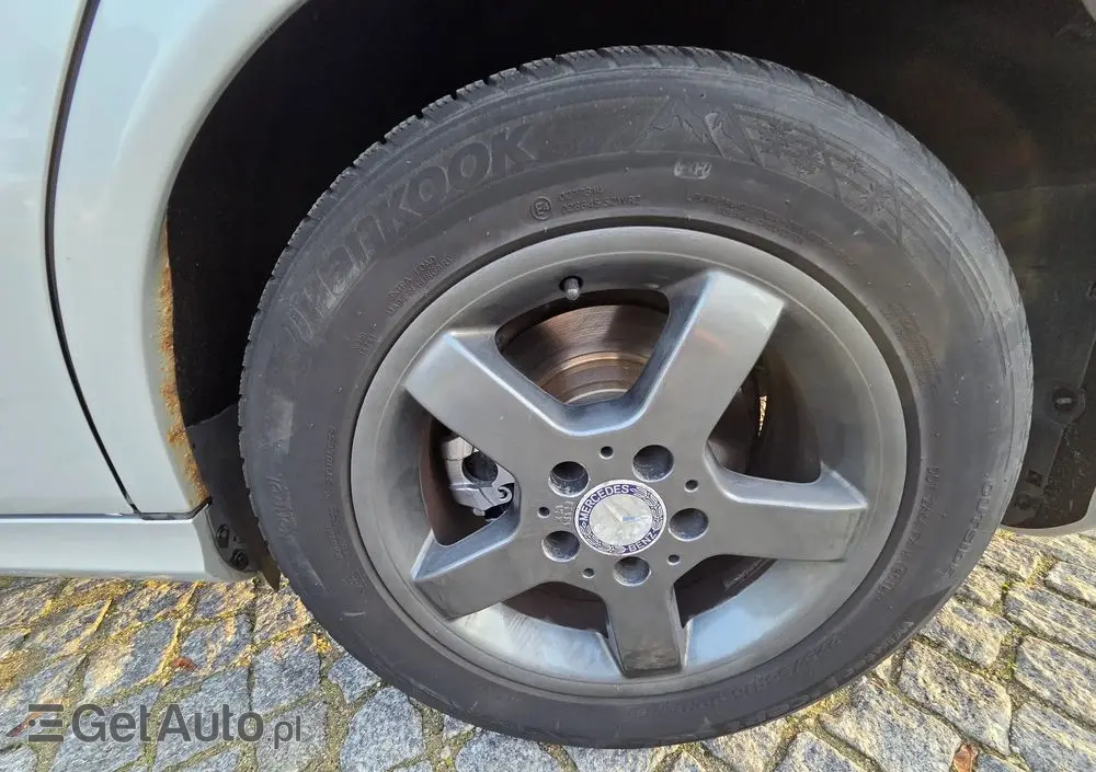 MERCEDES-BENZ Klasa E 220 T CDI Classic