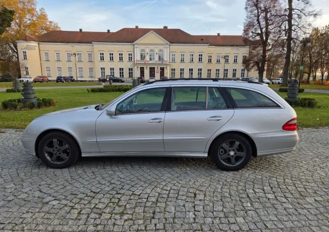 MERCEDES-BENZ Klasa E 220 T CDI Classic