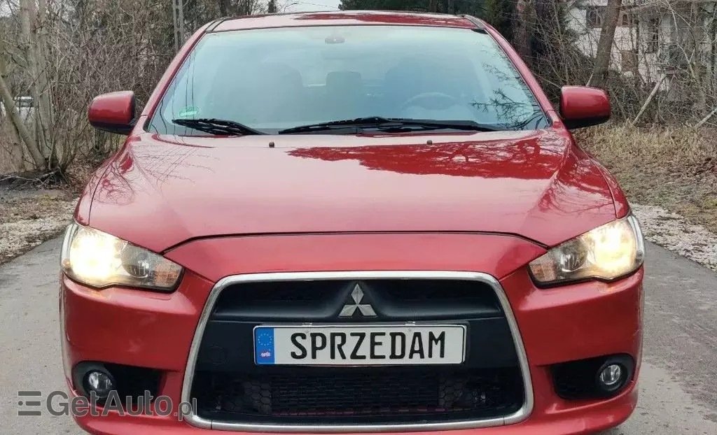 MITSUBISHI Lancer 