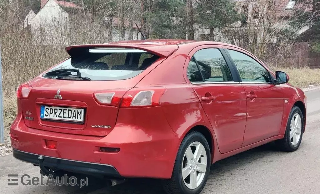 MITSUBISHI Lancer 