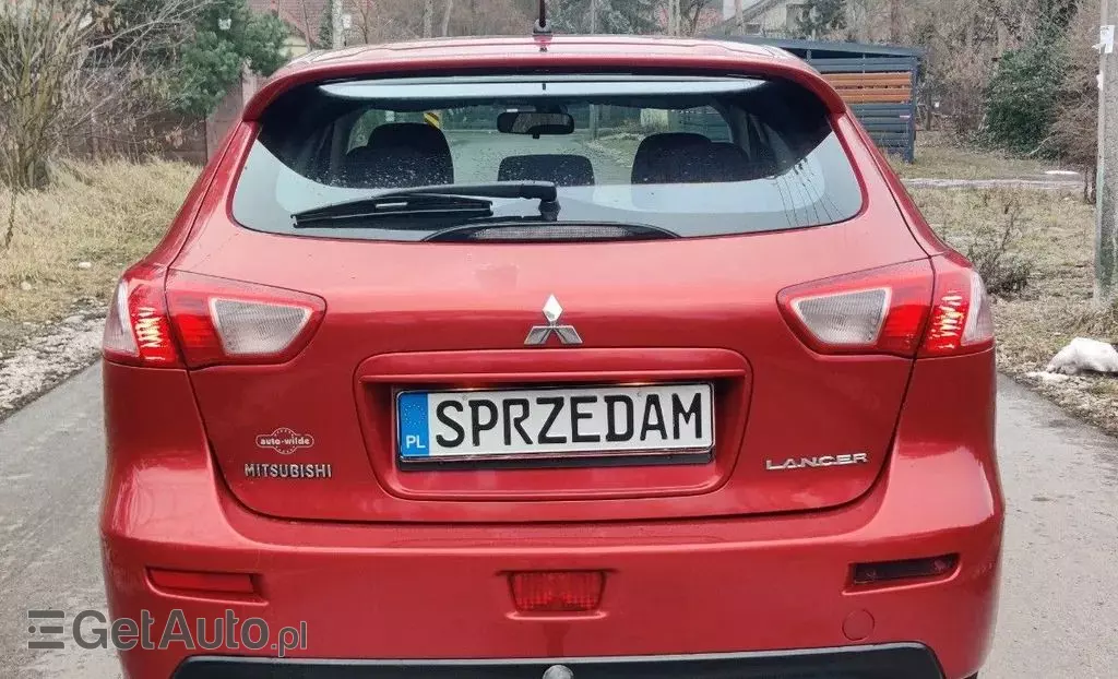 MITSUBISHI Lancer 
