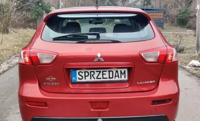 MITSUBISHI Lancer 