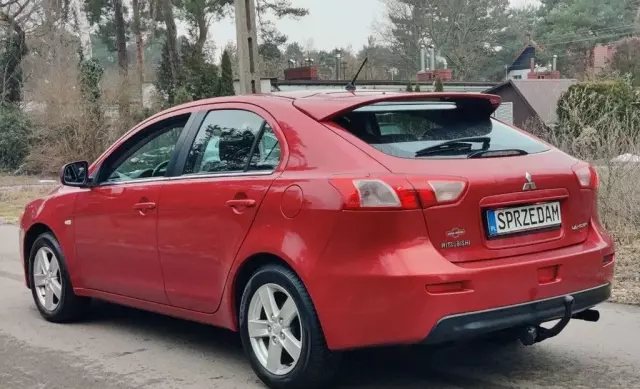 MITSUBISHI Lancer 