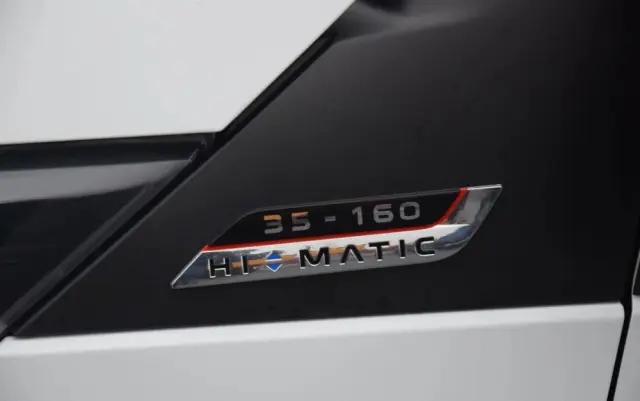 IVECO DAILY MAXI 35S16 / 2.3 - 160 KM / AUTOMAT HI-MATIC / NOWY MODEL / 3 OSOBY / DOSTAWCZE / BLASZAK / KLIMA / 2023 / SERWISOWANY / SPROWADZONY Z NIEMIEC 