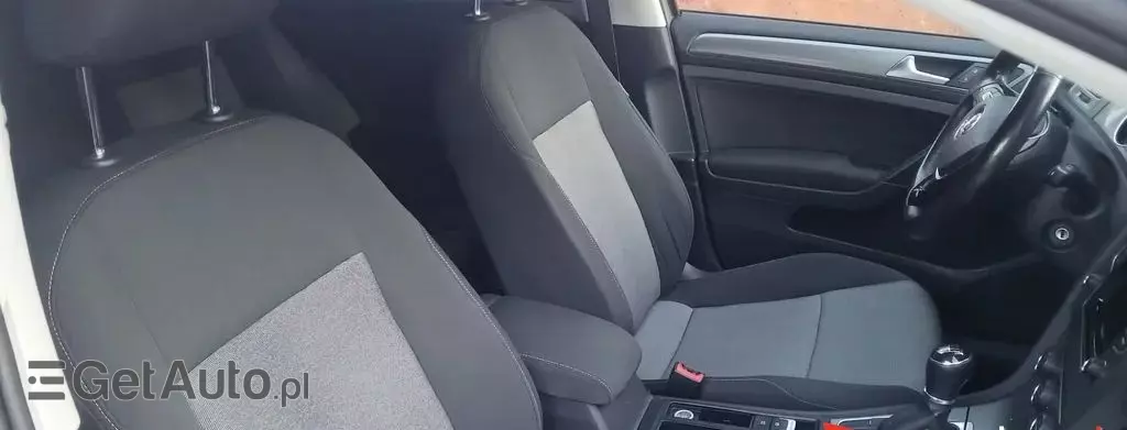 VOLKSWAGEN Golf 1.2 TSI (105 KM)