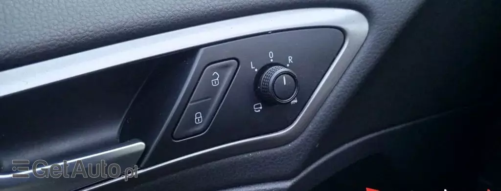 VOLKSWAGEN Golf 1.2 TSI (105 KM)