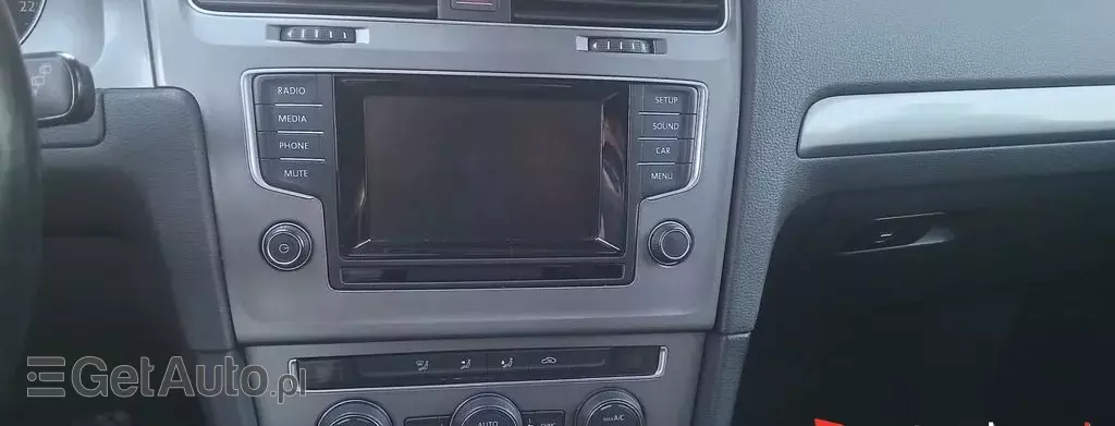 VOLKSWAGEN Golf 1.2 TSI (105 KM)