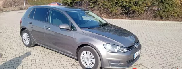 VOLKSWAGEN Golf 1.2 TSI (105 KM)