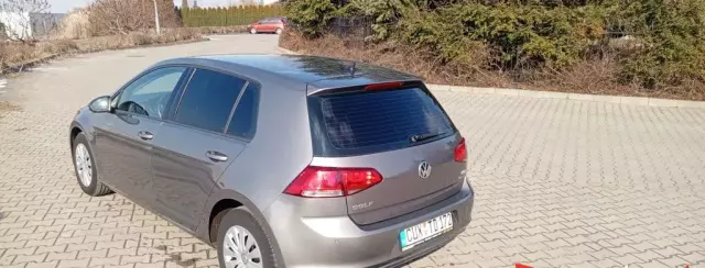 VOLKSWAGEN Golf 1.2 TSI (105 KM)