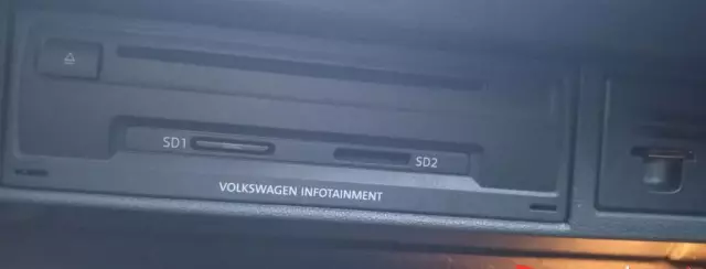 VOLKSWAGEN Golf 1.2 TSI (105 KM)