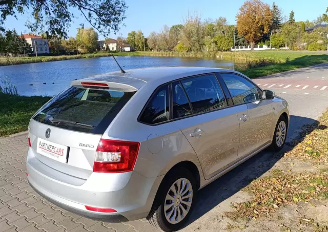 SKODA RAPID 1.2 TSI Ambition