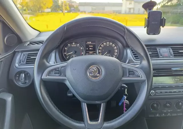 SKODA RAPID 1.2 TSI Ambition