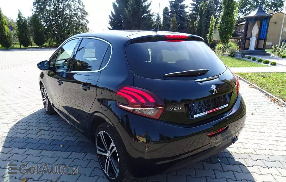 PEUGEOT 208 GT-LINE