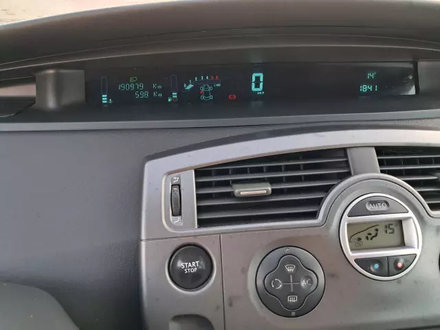 RENAULT Grand Scenic Luxe Privilege