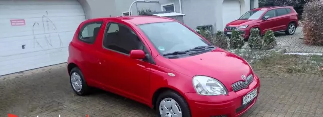 TOYOTA Yaris 