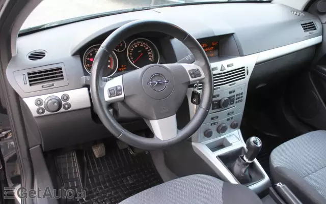 OPEL Astra GTC 1.4